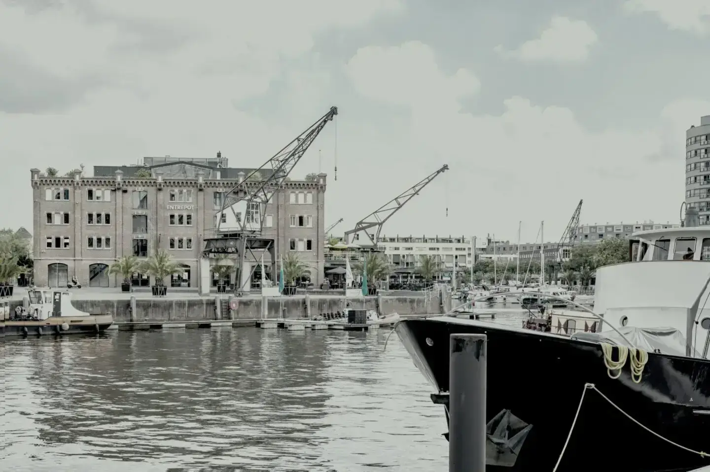 Entrepothaven-2-scaled-1-1440x958